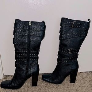 🔥🔥🔥Excellent Condition Black Fendi Boots (All Leather)